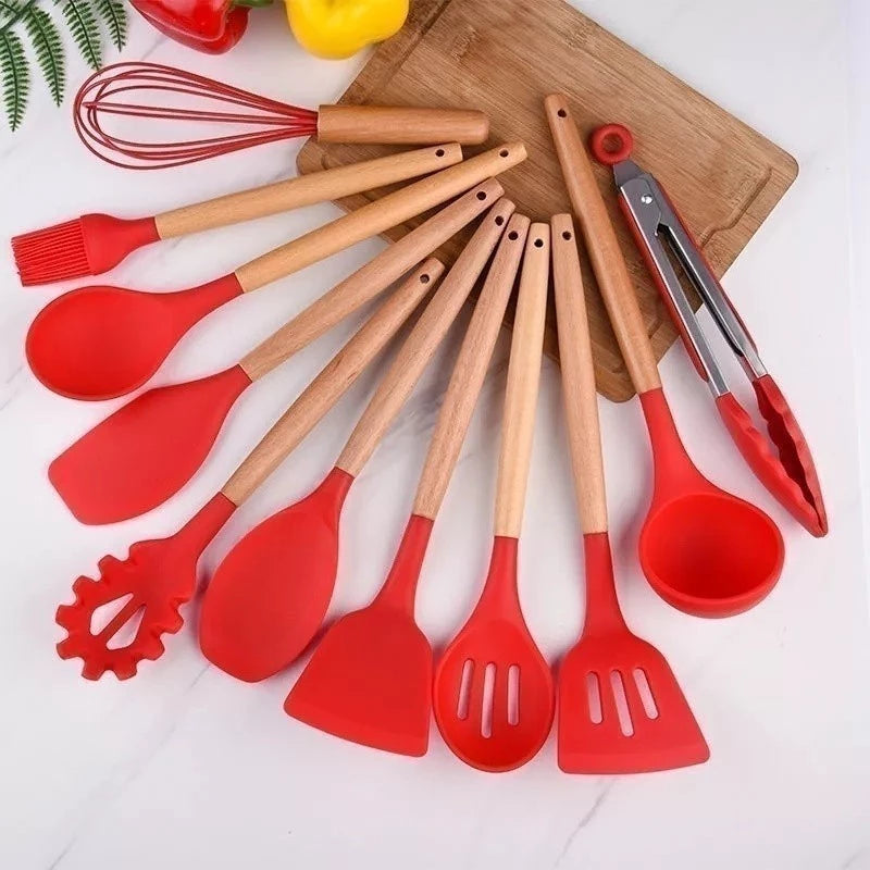 Kit 12 Peças Maison Chef de Silicone Cabo de Madeira - VÁRIAS CORES
